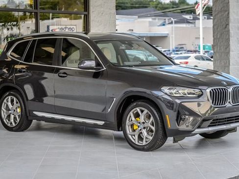 Used 2022 BMW X3 sDrive30i w/ Premium Package 2 RWD image 4