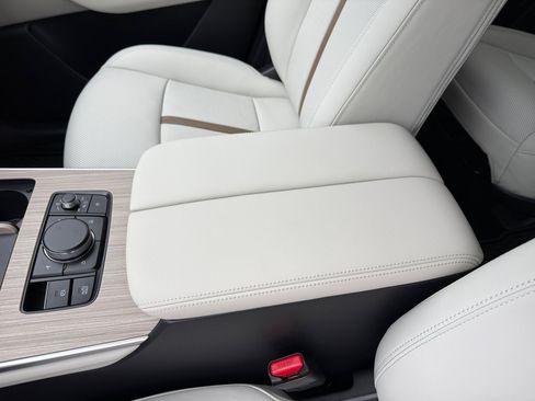 New 2026 MAZDA CX-90 Plug-In Hybrid w/ Premium Plus image 14