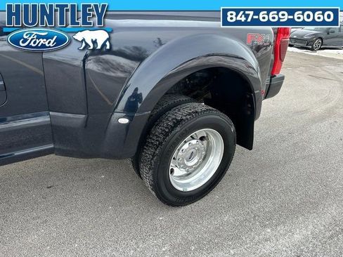 Used 2022 Ford F450 Platinum w/ FX4 Off-Road Package image 8
