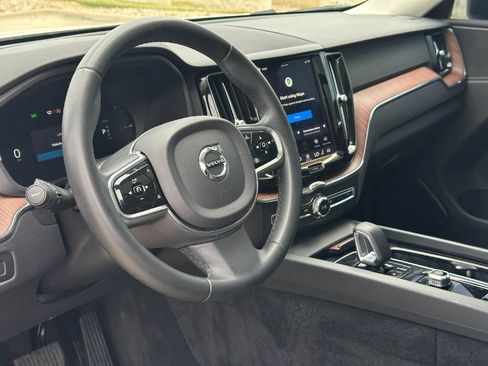 Used 2023 Volvo XC60 T8 Plus AWD/4WD image 12