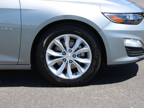 Used 2024 Chevrolet Malibu LT FWD image 12