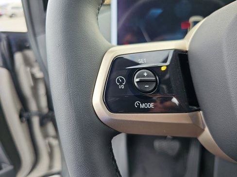 New 2026 BMW iX xDrive60 w/ Premium Package image 17