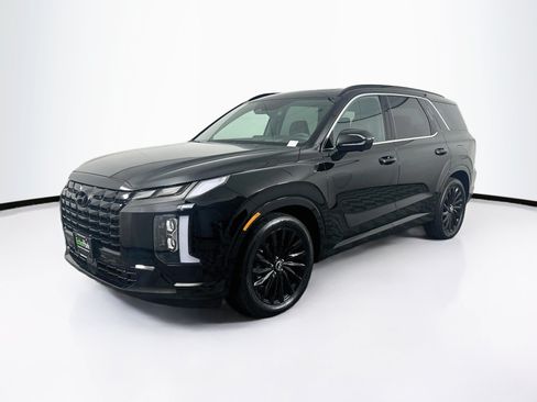 Used 2024 Hyundai Palisade Calligraphy AWD/4WD image 3
