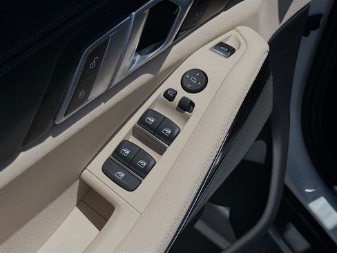 Used 2021 BMW X5 sDrive40i w/ Premium Package image 24