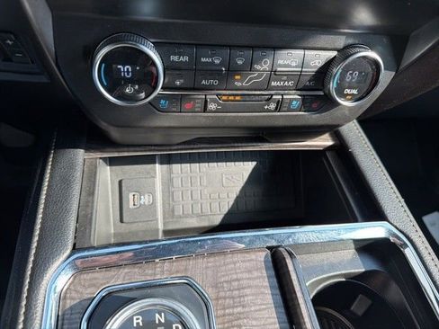 Used 2021 Ford Expedition Max Limited AWD/4WD image 24