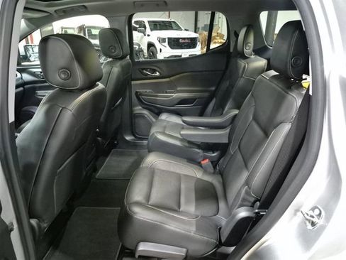 Certified 2017 GMC Acadia SLT AWD/4WD image 26