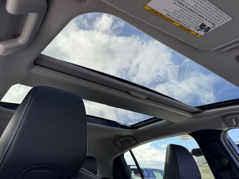 New 2026 Toyota Prius Limited image 3