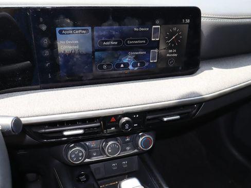Used 2025 Nissan Kicks SV w/ Charging Package AWD/4WD image 6