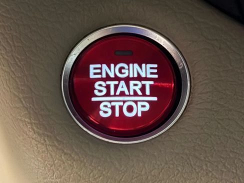 Used 2020 Acura MDX w/ Technology Package AWD/4WD image 11
