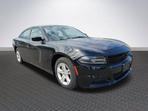 Used 2019 Dodge Charger SXT RWD image 1