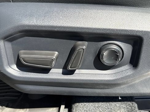 New 2026 Toyota Tundra Limited AWD/4WD image 21