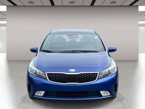 Used 2018 Kia Forte S w/ S Technology Plus Package FWD image 9