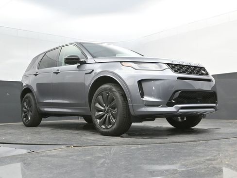 New 2025 Land Rover Discovery Sport S AWD/4WD image 37