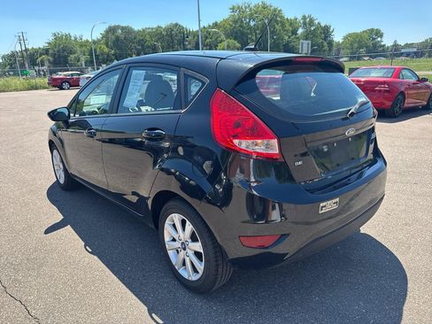Used 2013 Ford Fiesta SE FWD image 7