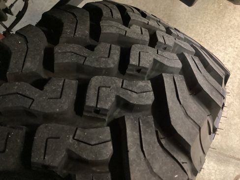 Used 2025 Jeep Wrangler Willys image 10