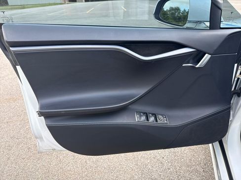Used 2020 Tesla Model S AWD image 9