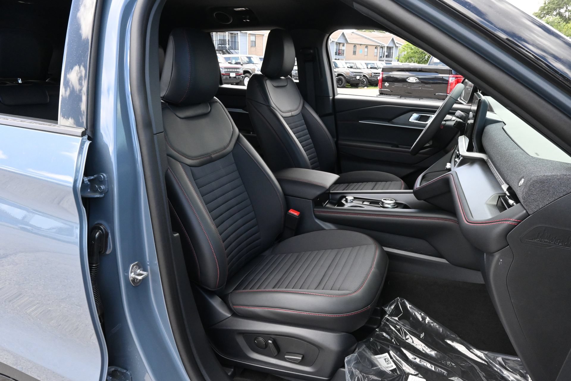 New 2026 Ford Explorer ST-Line w/ Premium Package RWD image 23