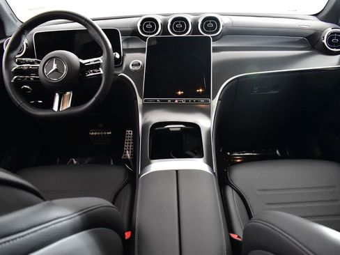 Used 2026 Mercedes-Benz GLC 300 4MATIC image 19