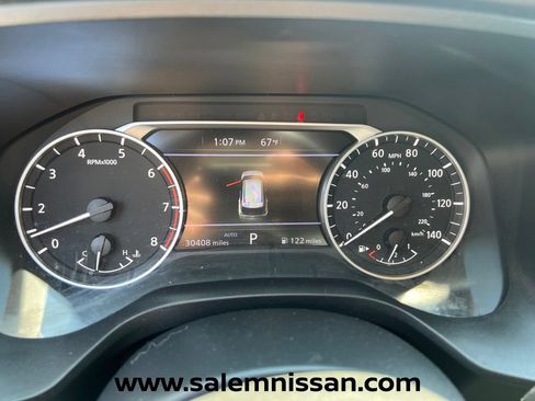 Used 2023 Nissan Rogue SL AWD/4WD image 14