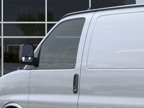 New 2025 GMC Savana 3500 Extended image 36