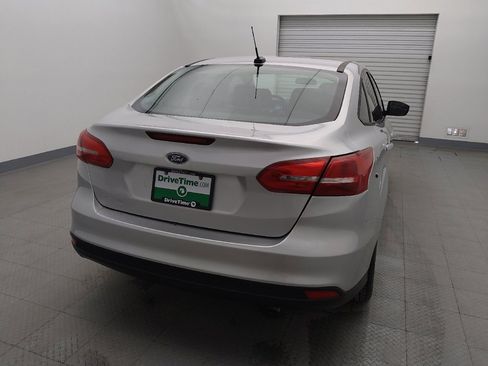Used 2018 Ford Focus SE image 7