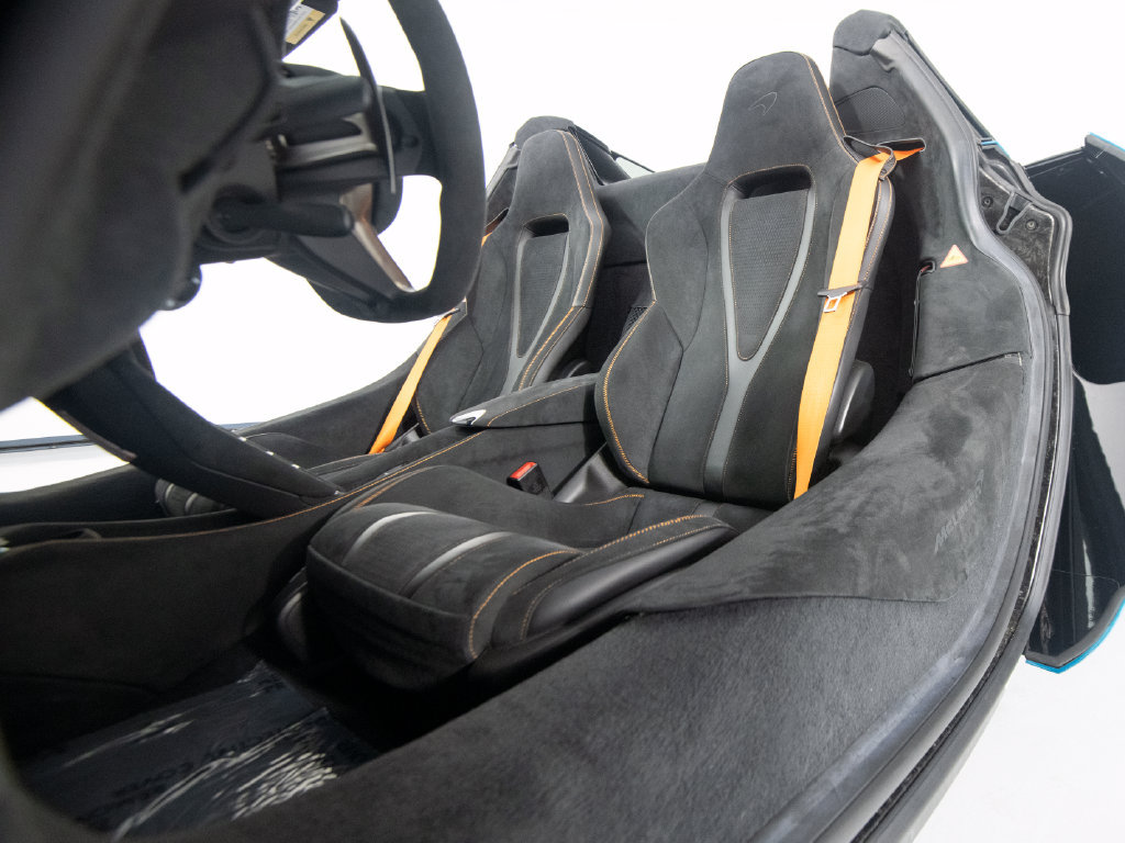Used 2024 McLaren 750S Spider RWD image 35