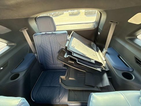 New 2026 Cadillac Vistiq Premium Luxury w/ LPO, Floor Liner Package image 13