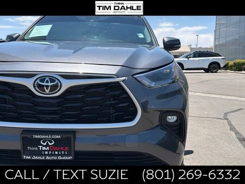 Used 2023 Toyota Highlander XLE AWD/4WD image 5