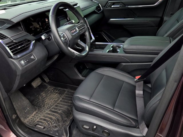 Used 2024 GMC Acadia Elevation w/ Luxury Package FWD image 7