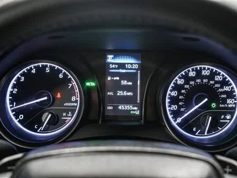 Certified 2023 Toyota Camry SE w/ Convenience Package image 25