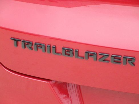 New 2026 Chevrolet TrailBlazer RS FWD image 9