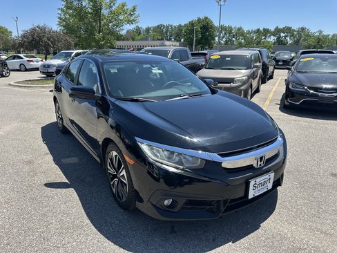Used 2016 Honda Civic EX-L image 2