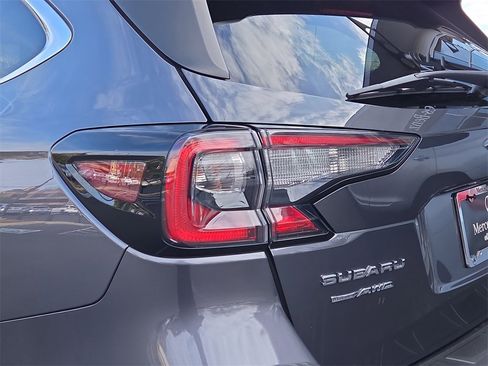 Used 2023 Subaru Outback Touring image 12