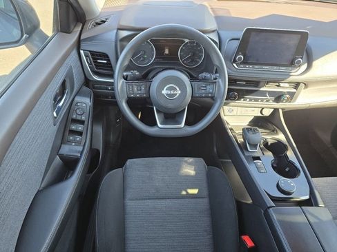 Used 2023 Nissan Rogue SV image 17