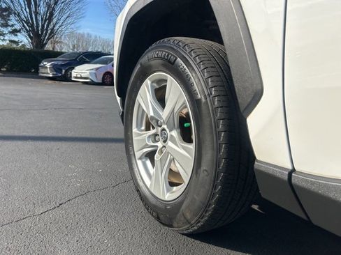 Used 2020 Toyota RAV4 XLE image 11