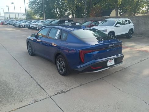 Used 2025 Kia K4 FWD image 8