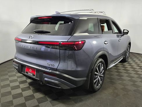 Used 2023 INFINITI QX60 Sensory w/ Vision Package AWD/4WD image 7