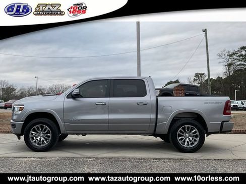 Used 2022 RAM 1500 Laramie w/ Sport Appearance Package AWD/4WD image 4