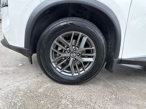 Used 2021 Nissan Rogue S FWD image 10