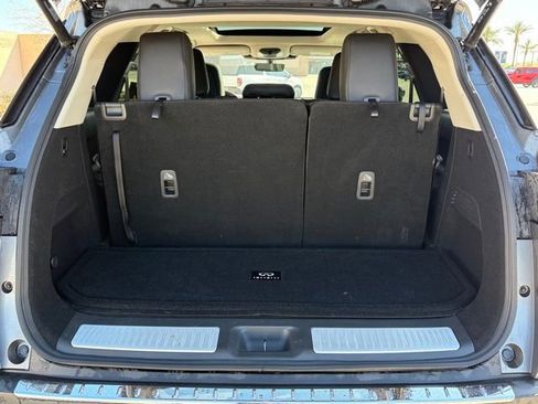 Used 2023 INFINITI QX60 Luxe w/ Performance Audio Package image 15