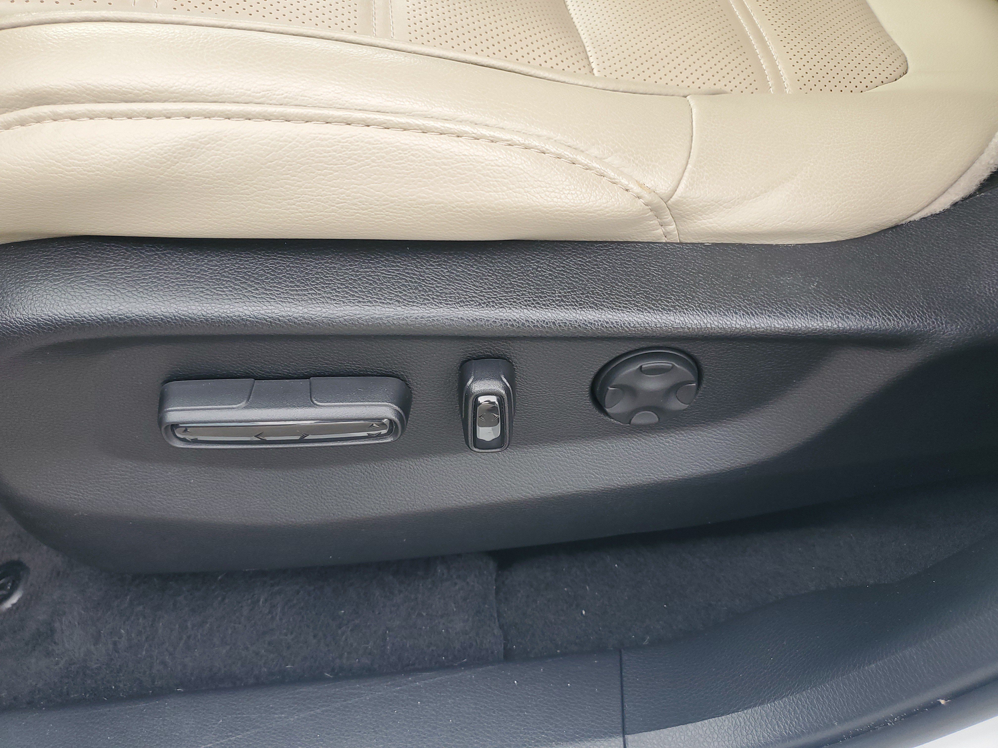 Used 2021 Honda CR-V Touring image 20