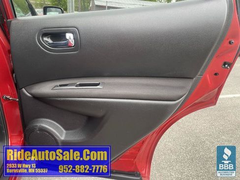 Used 2013 Nissan Rogue SV AWD/4WD image 15