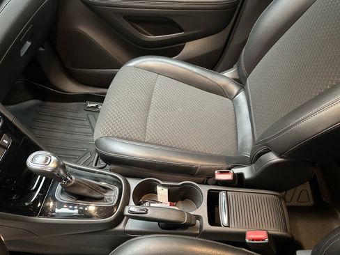 Used 2019 Buick Encore Preferred AWD/4WD image 33