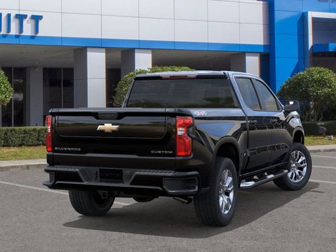 New 2026 Chevrolet Silverado 1500 Custom image 4