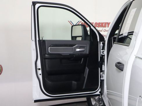 Used 2023 RAM 2500 Big Horn w/ Level 1 Equipment Group image 33