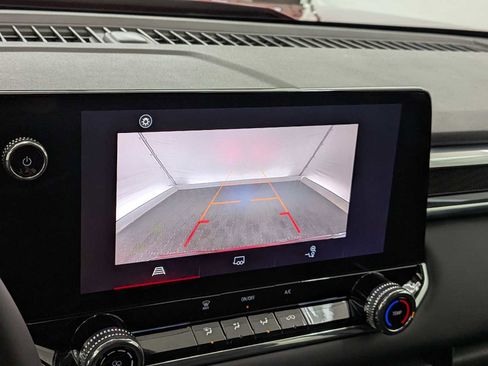 Used 2024 GMC Canyon Elevation w/ Trailering Package image 28