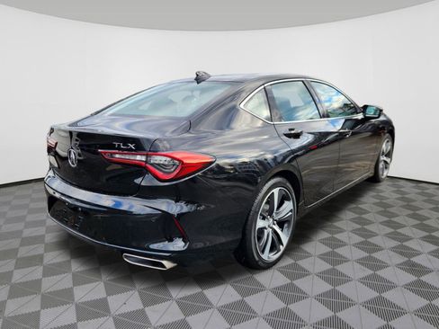 Certified 2025 Acura TLX w/ Technology Package image 4