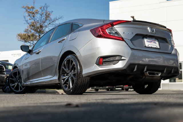 Used 2019 Honda Civic Sport image 2