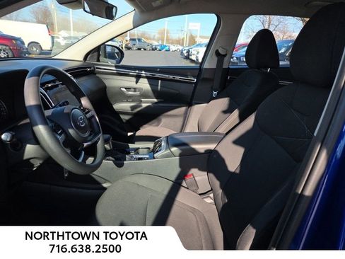 Used 2024 Hyundai Tucson SE image 15