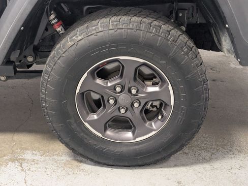 Used 2022 Jeep Gladiator Rubicon w/ LED Lighting Group AWD/4WD image 25